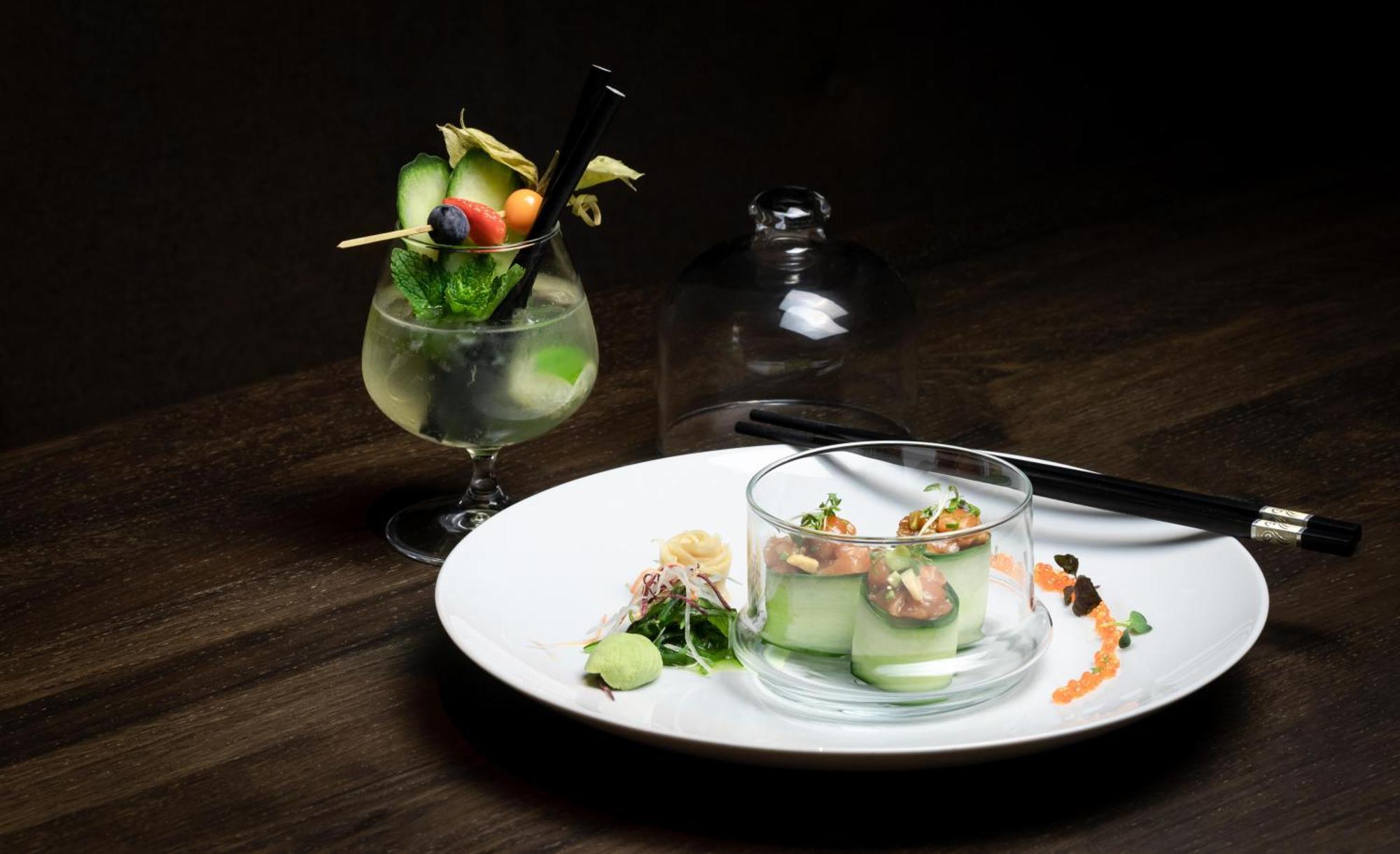 Kpm Hotel & Residences Berlín Exteriér fotografie A cucumber and crab appetizer