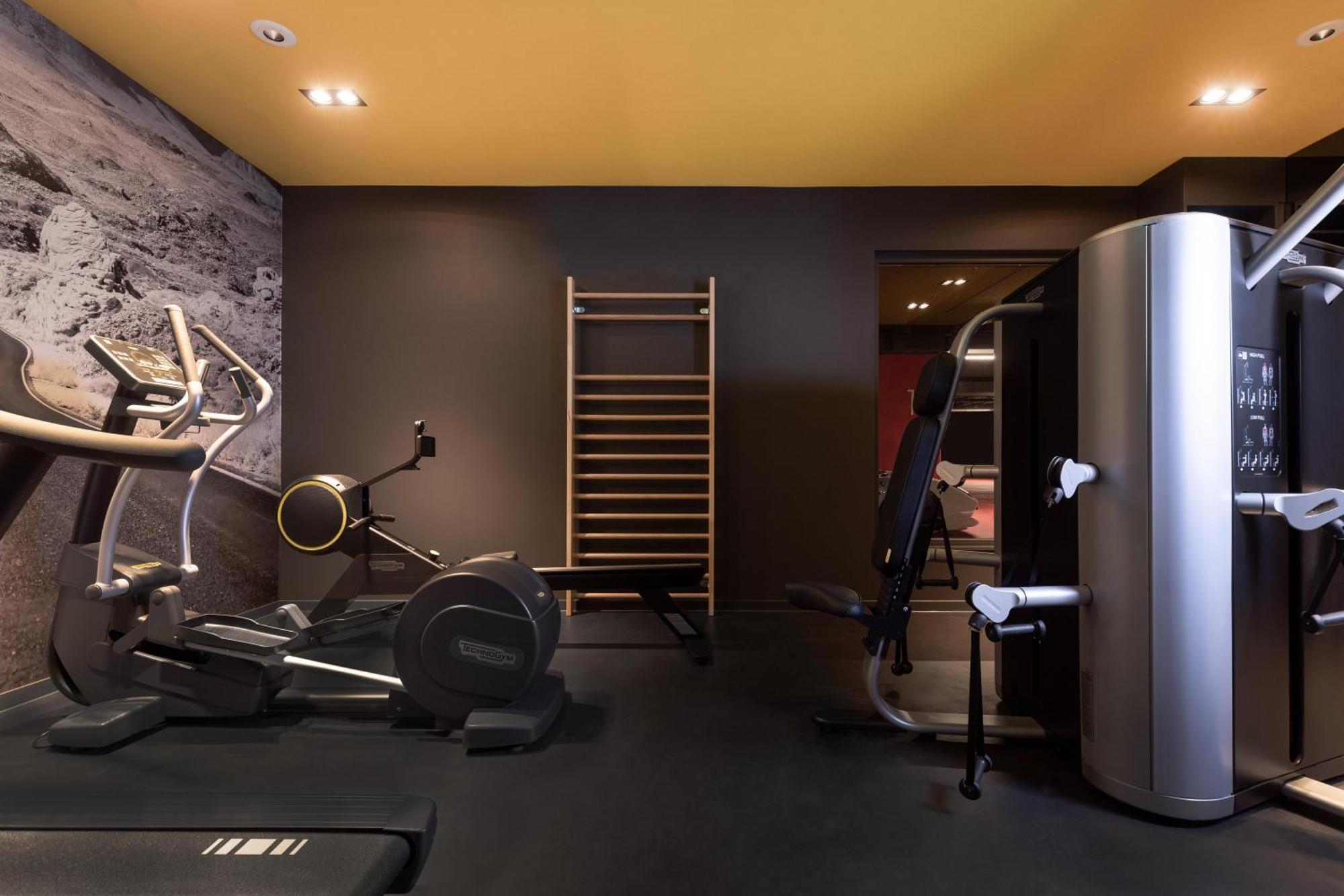 Kpm Hotel & Residences Berlín Exteriér fotografie The gym at the Mandarin Oriental, Munich