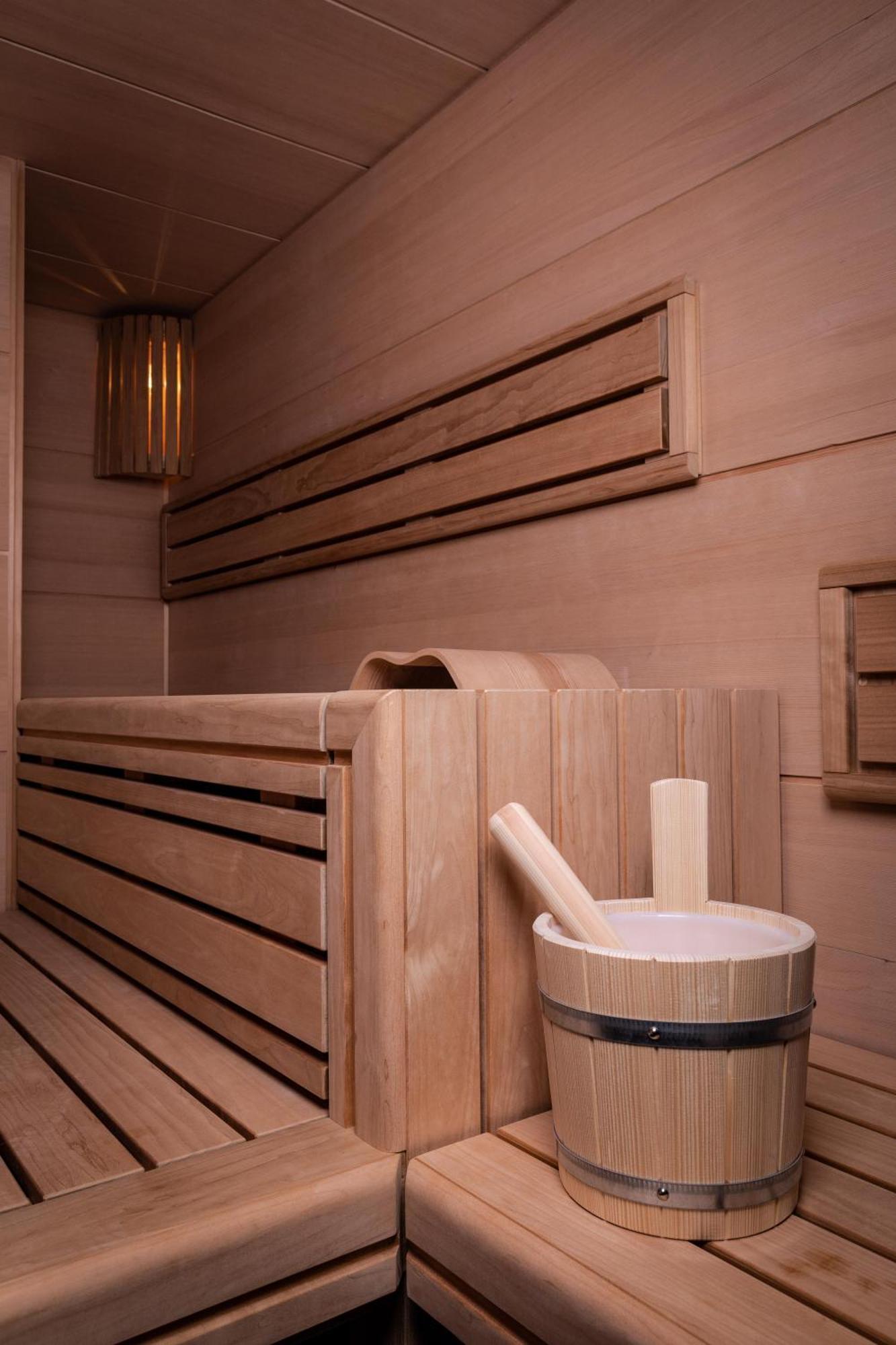 Kpm Hotel & Residences Berlín Exteriér fotografie A modern Finnish sauna