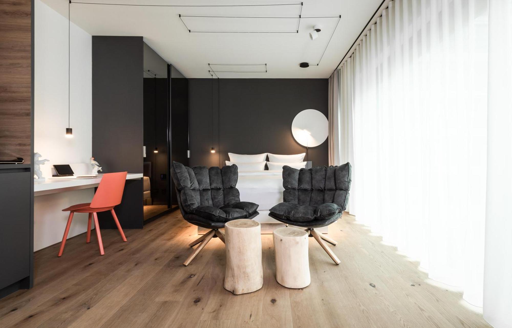 Kpm Hotel & Residences Berlín Exteriér fotografie A room at the hotel